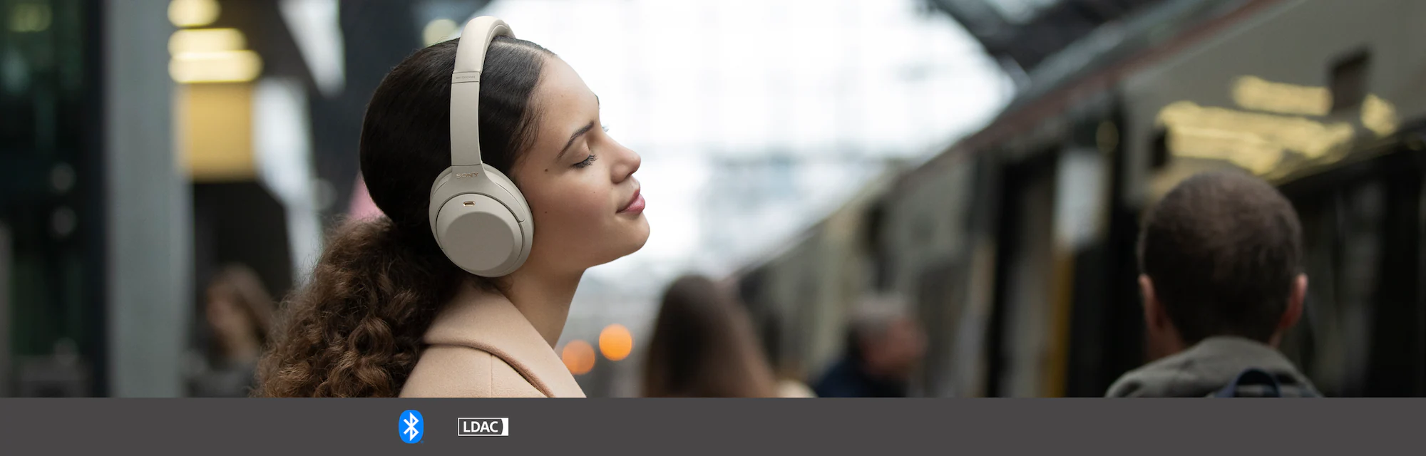 sony-wh-1000xm4-headset-info-02