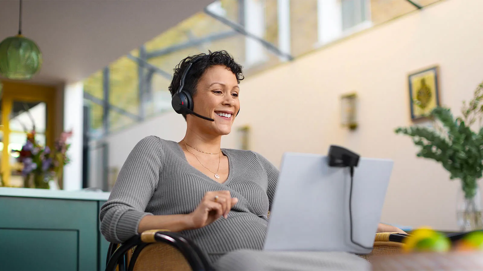 jabra-evolve2-55-info-01