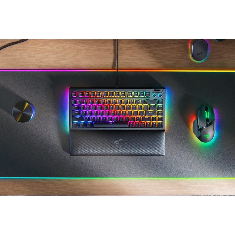 razer-blackwidow-v4-75-orange-switch-fully-assembled-us-layout-black-rz03-05000100-r3m1-02