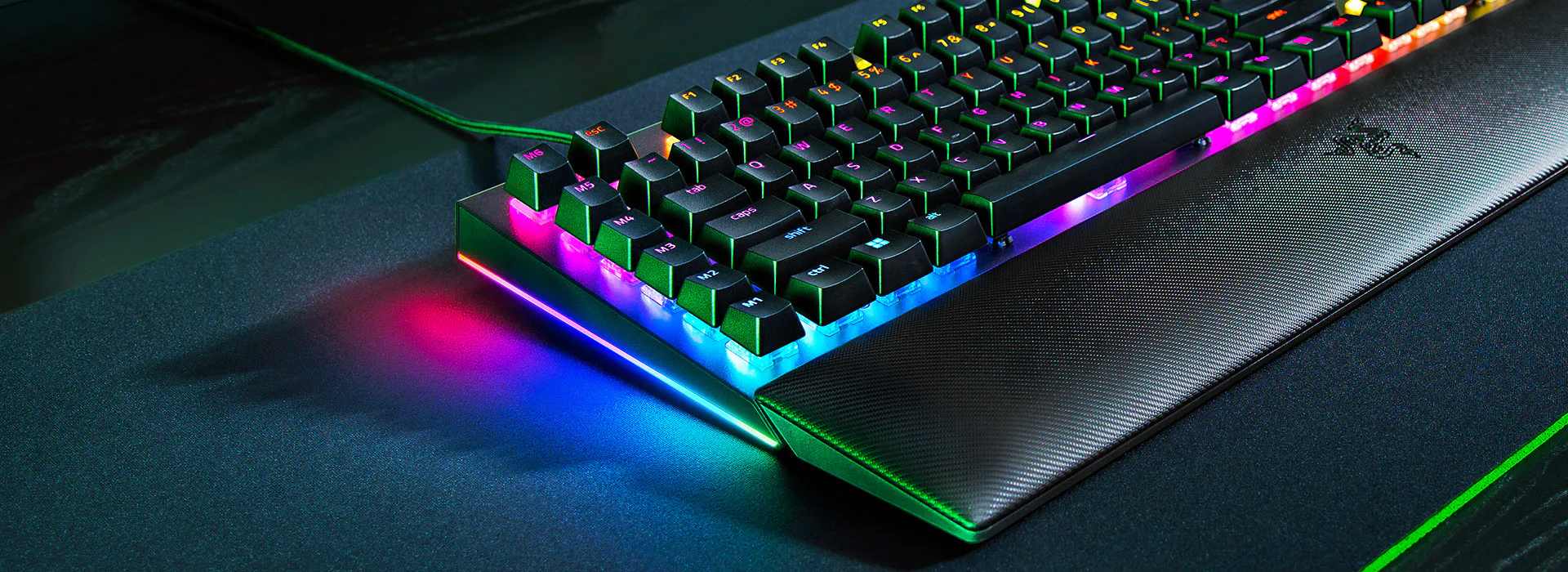 razer-blackwidow-v4-info-03