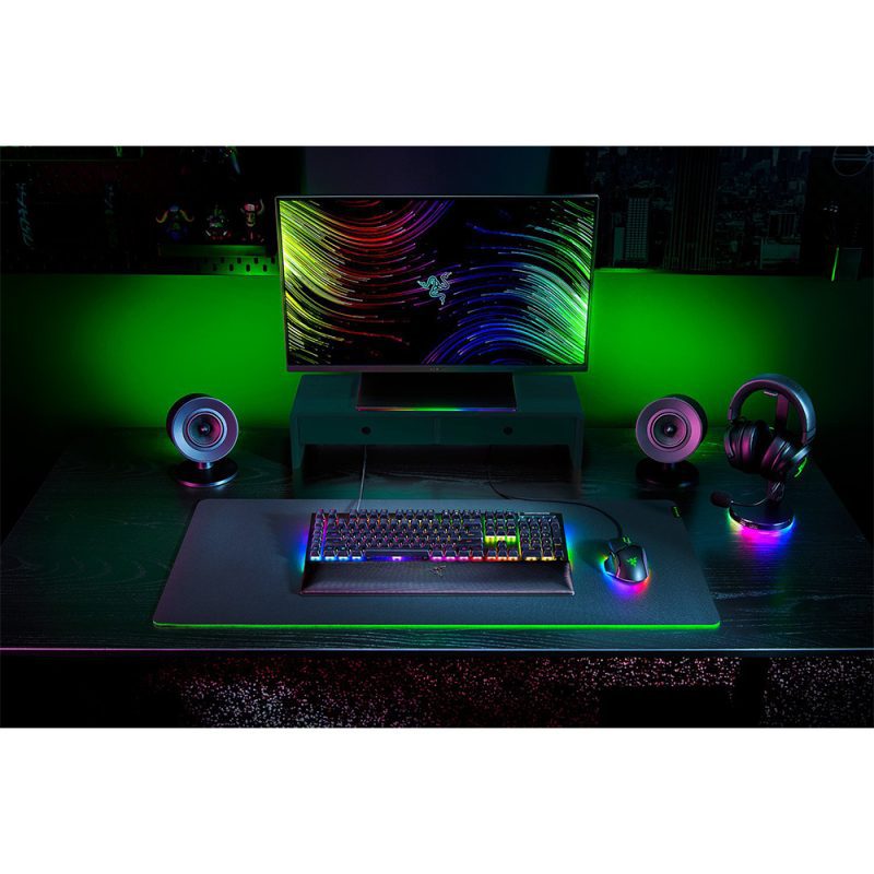 razer-blackwidow-v4-yellow-switch-us-layout-rz03-04691800-r3m1-03